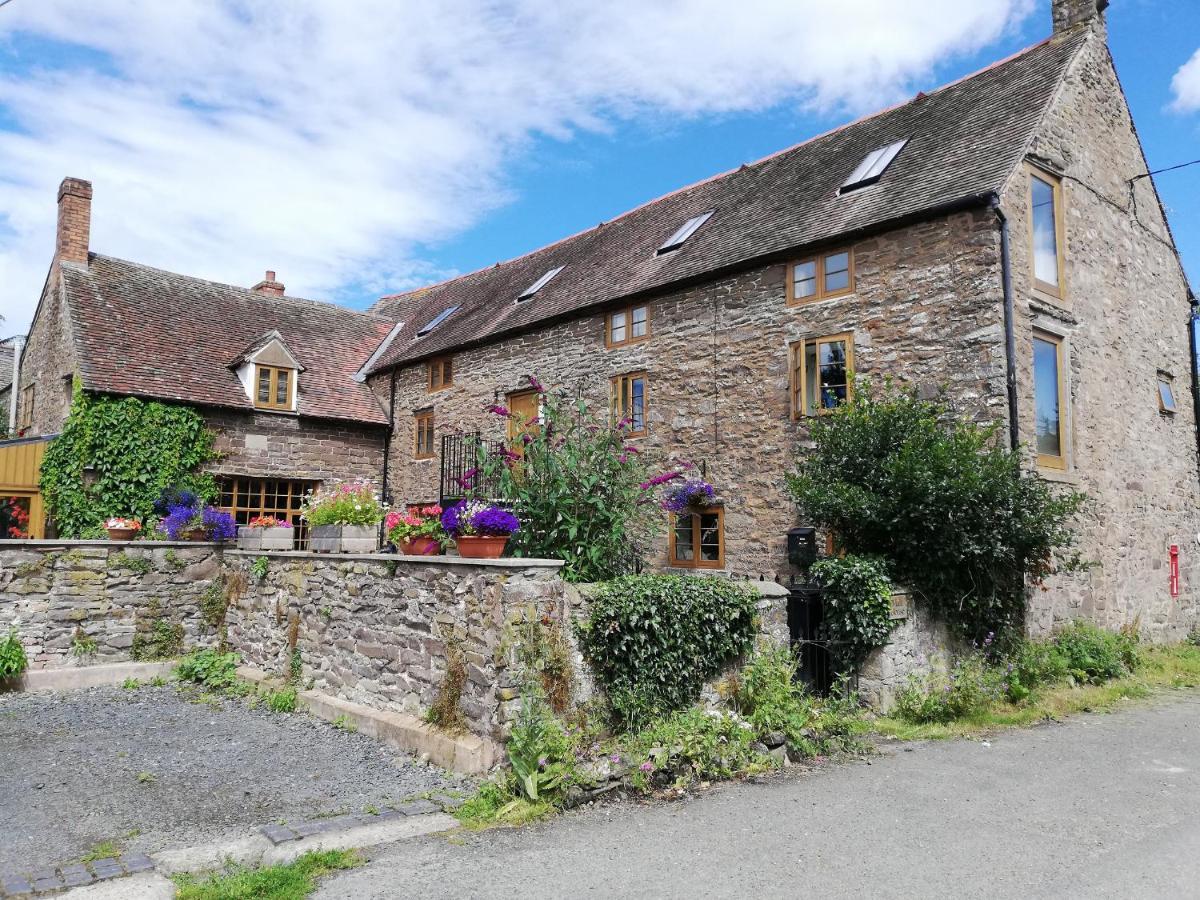 The Barley Store Craven Arms Buitenkant foto
